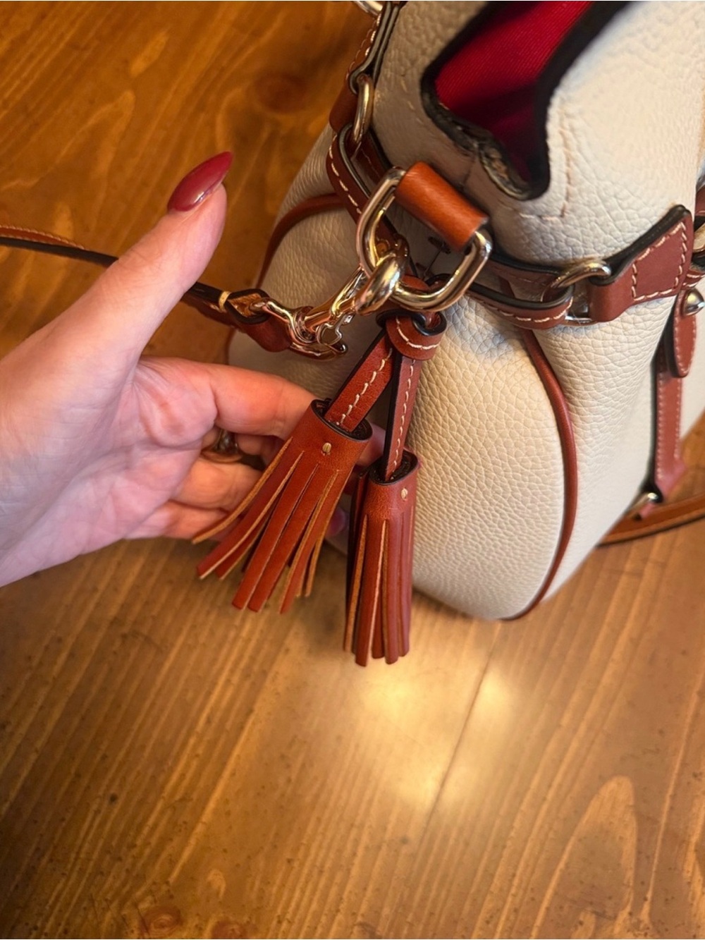 Dooney & Bourke Cream Pebbled Leather Satchel with Tan Trim - Picture 4 of 9